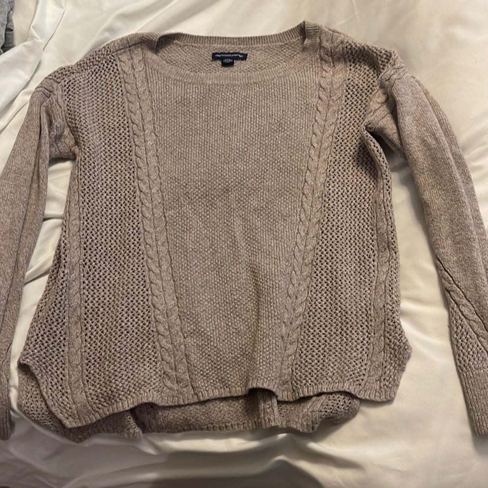 American Eagle Sweater